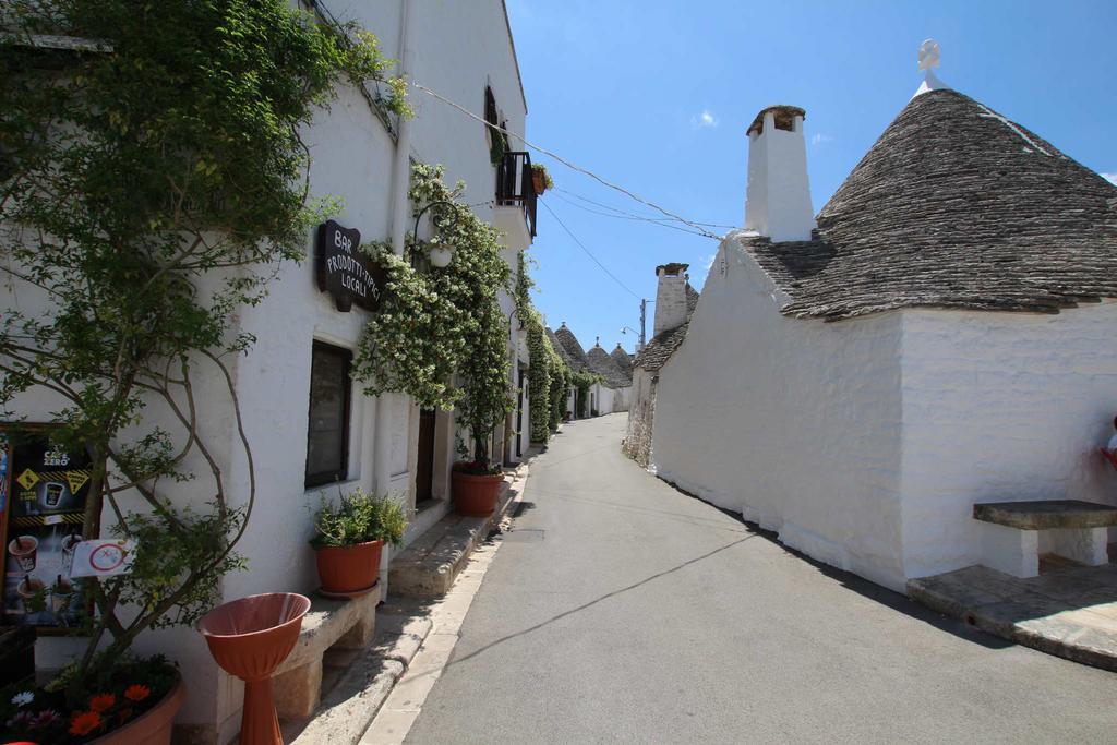 Suite Del Vico Alberobello Exterior photo